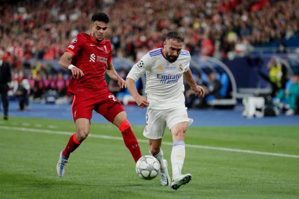 英雄联盟直播-安帅吃准利物浦开场战术+后手，皇马被动只是幻觉？